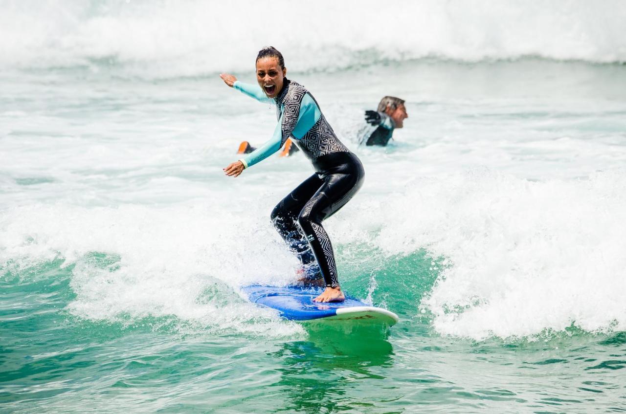 Lapoint Surf Camp Ericeira Hostel Εξωτερικό φωτογραφία